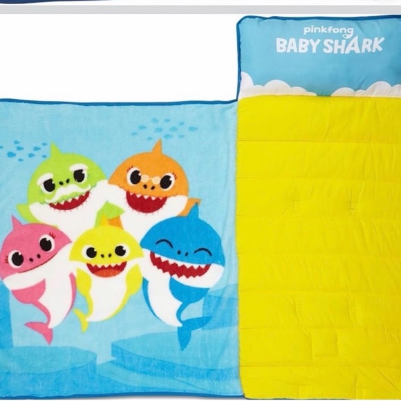 Kids' Baby Shark Sleeping Bag - Multicolor Sharks - Picture 3 of 5